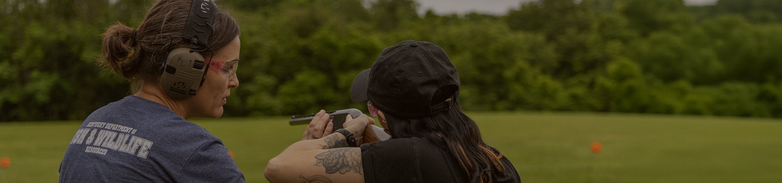 Alex Cline teaching a class of students at a Learn to Hunt Squirrel event