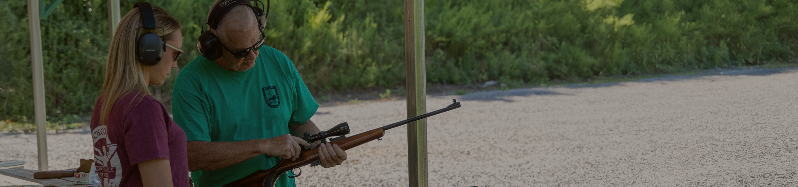 Alex Cline teaching a class of students at a Learn to Hunt Squirrel event